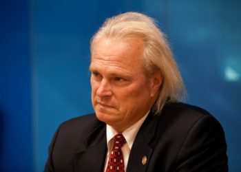 CFTC前負責人Bart Chilton：比特幣期貨是安全的，且能夠穩定加密貨幣價格