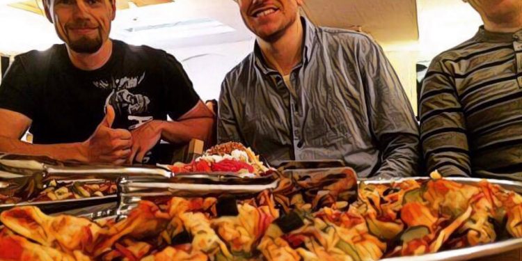 33835332_2165316440152327_1041198470251151360_n | 動區動趨-最具影響力的區塊鏈新聞媒體 【用1萬枚比特幣買比薩的男人】Laszlo Hanyecz:我就是喜歡比特幣!