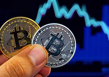 【比特幣價格再創新低】今日價格正式來到5825美元，何時將觸底反彈？