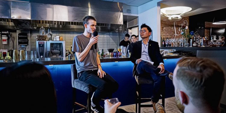 39404709_1887256524909623_5181226835387613184_n | 動區動趨-最具影響力的區塊鏈新聞媒體 【以太坊創辦人|Vitalik Buterin】:ICO已經變得無聊;政府監管應該更注重讓人們「容易使用加密貨幣」