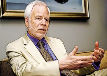 柏克萊經濟學教授：穩定幣不會解決加密貨幣的波動性問題