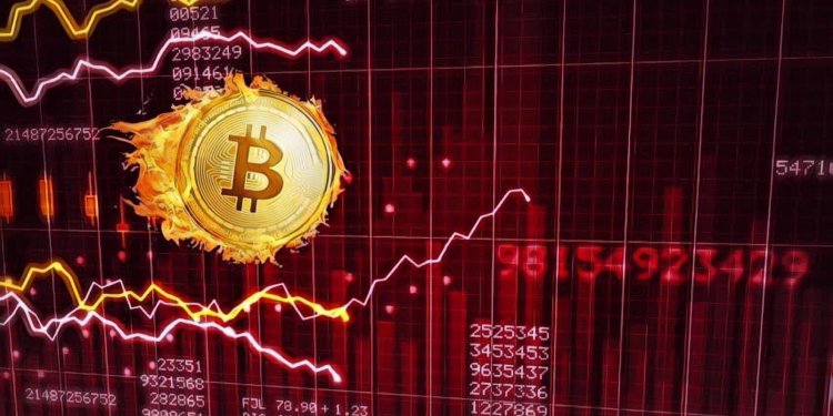 below-5k-bitcoin-drops-500-on-day-to-set-new-2018-low-1 | 動區動趨-最具影響力的區塊鏈新聞媒體 凌晨比特幣跌破5000美元,以太幣跌至153美元,加密貨幣市場市值再創新低