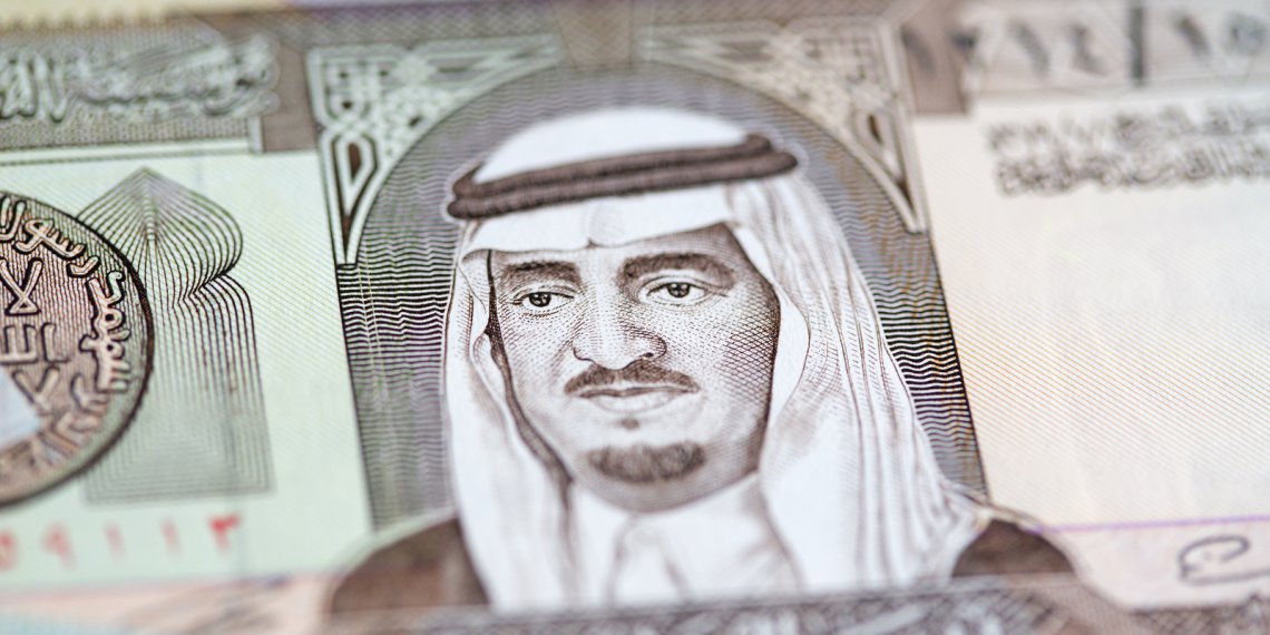 Saudi Arabia 1 riyal banknote | 動區動趨-最具影響力的區塊鏈新聞媒體 沙烏地阿拉伯、阿聯酋央行宣布試點計劃:將聯手發行「通用數字貨幣 Aber」降低支付成本