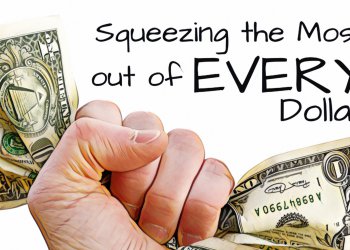 一場「穩定幣削價競爭」導致的「套利戰」正如火如荼的展開