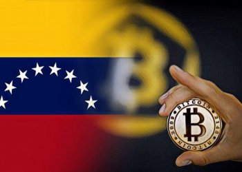 「玻利瓦、美元與比特幣」——委內瑞拉經濟學家：委國的法幣不好用，密碼貨幣好多了