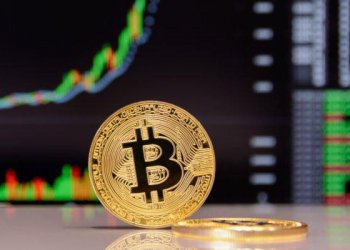 愚人節玩笑？比特幣「兩小時內飆漲15％」最高突破 4,800 美元