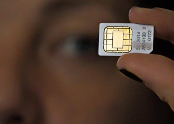 美國一名學生駭 SIM 卡竊「上億台幣」的密碼貨幣，花錢買直升機跑趴，法院判 10 年有期徒刑