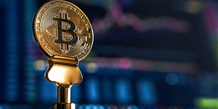 比特幣突破壓力，幣安（Binance）交易所最高報價達 6,995 美元，競爭幣跟漲