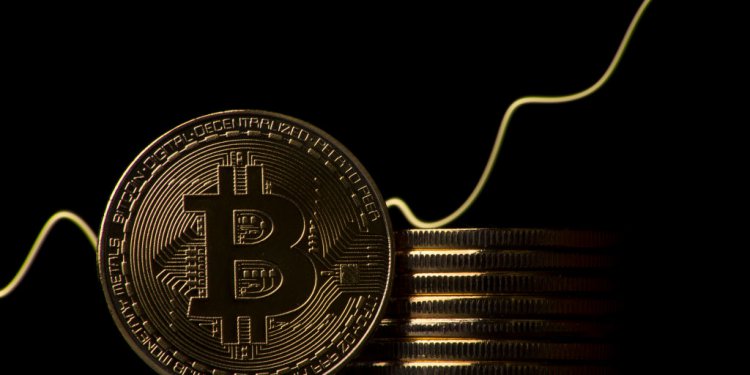 891494056 | 動區動趨-最具影響力的區塊鏈新聞媒體 比特幣的「活躍地址」突破 100 萬,全網算力達到歷史新高