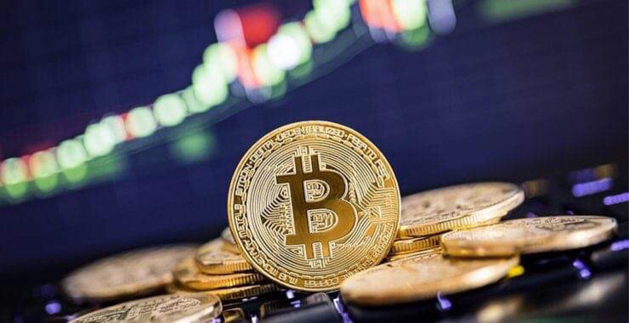 《Libra》聽證會結束，比特幣昨晚強勢反彈回萬點，一小時暴漲近 1000 美元