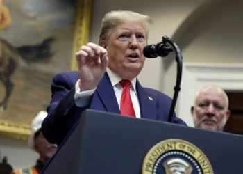 川普宣布美國進入「緊急狀態」供 500 億美元防疫，美股漲停、加密貨幣市場暫時回暖