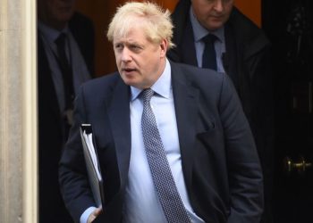 幣價短評｜英國首相進加護病房, 印鈔, 減半等事件接連發生，比特幣進一步突破 7,400美元！