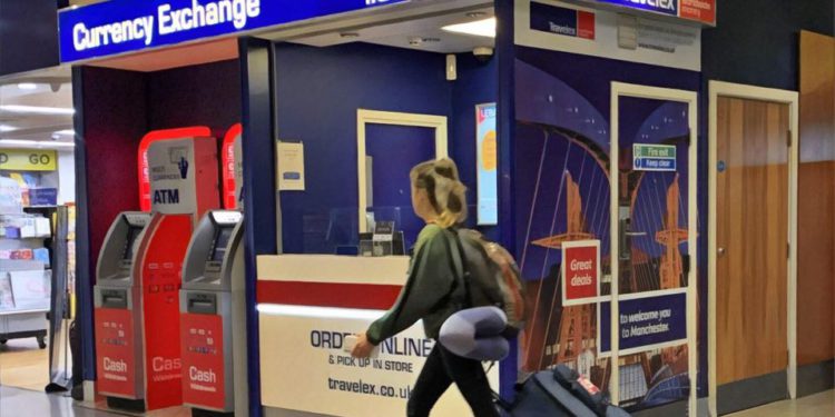 天價！全球最大外匯經紀商遭駭客勒索停擺，交付6900萬比特幣贖金擺平 (Travelex)