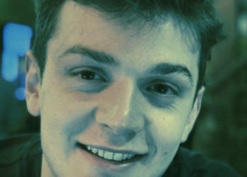 超狂創業家「個人ICO」已獲60 萬投資，投資人能對其生活決定作投票，但不會被查嗎？