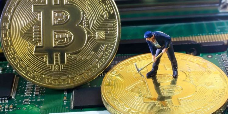 挖礦 v.s. 減半｜礦業變局將至？比特幣第三次減產的 3 種可能