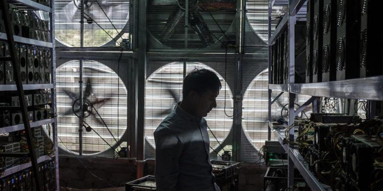 探討｜新冠肺炎使比特幣全網算力暴降，中國是否會失去「挖礦產業壟斷」？