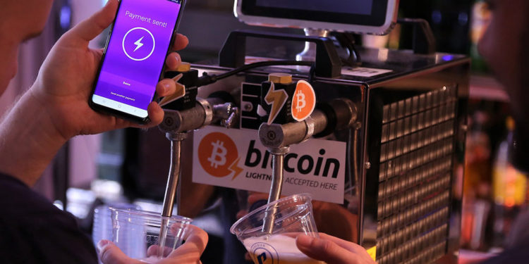 lightning-labs-pushes-digital-authentication-without-passwords-featured | 動區動趨-最具影響力的區塊鏈新聞媒體 閃電網路大進展!Lightning Lab 推出「無需帳密的」身份驗證協議 ,比特幣向企業應用再邁進