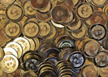 3月黑天鵝事件後，中心化交易所已流失 30 萬枚比特幣；反觀以太幣持有量仍穩定成長