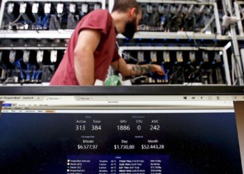 算力拉鋸戰！比特幣減半過後，北美能從中國礦工「崩潰」中受益嗎？