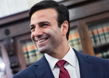 暗潮湧鬥，CFTC 主席槓上 SEC :  要盡快釐清數位資產的證券歸類問題