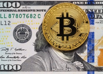 牛市受阻？比特幣暴跌至 11,468 美元，分析師 ：Q4 仍有望看漲，美元貶值尚未終結