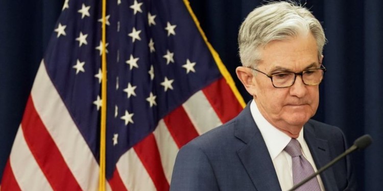 Fed 是 M 型社會幫兇？失業率仍超過 10% ，美國救市政策如何「劫貧濟富」