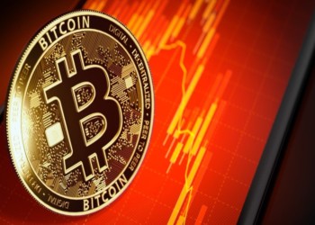 深夜血洗！比特幣跌11%、一度跌破一萬大關，以太坊重跌13.3%；專家分析兩大主因