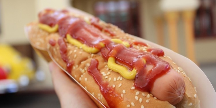 DeFi 新項目 “Hotdog” 五分鐘暴跌 99.9%！小心投資 DeFi 最常見兩大類風險