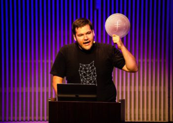 Filecoin似乎搞砸了？上線5天遇崩盤！礦工質押幣短缺引不滿和官方拉鋸戰持續