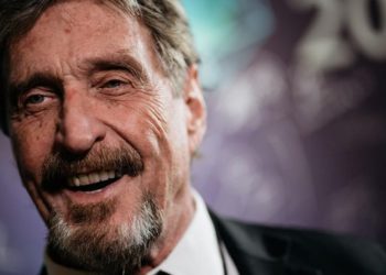 《不自殺聲明》McAfee 推文:「若我在獄中上吊，那不是我的意思」娛樂大眾抑或求救？