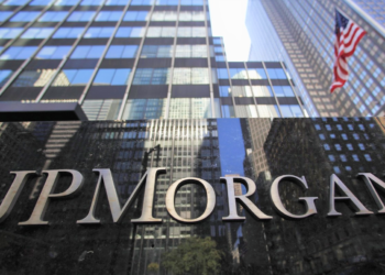 摩根大通：比特幣作為替代貨幣「與黃金激烈競爭」，價格將能再漲 2-3 倍