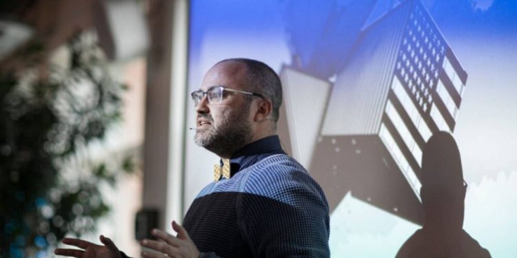 FED刺激方案將至，比特幣「萬六」再創新高！葛林斯潘：疫苗和刺激措施有利幣價