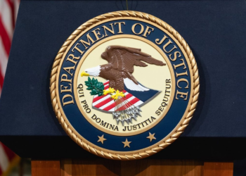 美國司法部查扣逾「10億美元BTC」！第四大比特幣鯨魚竟是「絲路的暗網駭客」