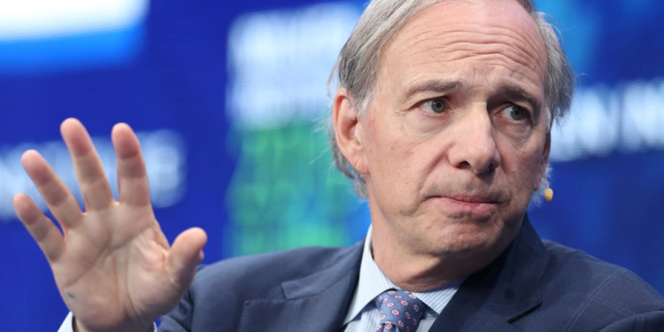 橋水避險基金Ray Dalio：政府終將「禁止比特幣」，因此我更偏好投資黃金