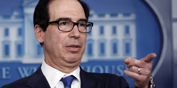 美國財政部長梅努欽|來源:Alex Brandon, AP Photo | 動區動趨-最具影響力的區塊鏈新聞媒體 美國財政部出手!擬要求「自託管錢包」用戶KYC,Coinbase執行長痛批不切實際