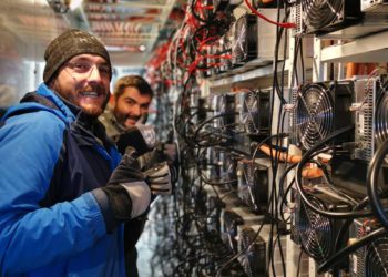 瑞典環境永續計畫｜挖礦公司 Genesis Mining 與政府合作，將礦機多餘熱能導入溫室