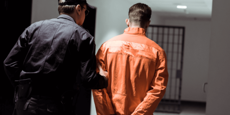 殺豬盤｜助歹徒「假結婚」騙老奶奶10萬鎂BTC，Localbitcoins交易員涉洗錢共謀