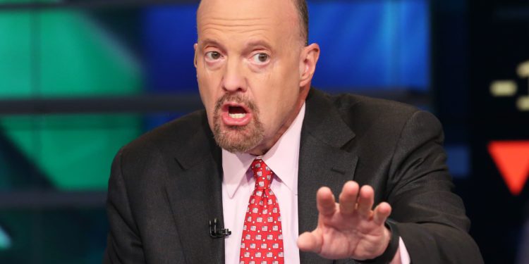 華爾街狂人｜Jim Cramer 建議威力球頭獎得主：把「200億的5%」拿去買比特幣