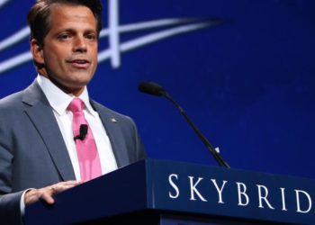 華爾街瘋BTC｜天橋資本辦線上說明會，6000投資人湧入Zoom不堪負載 : 比特幣比黃金好