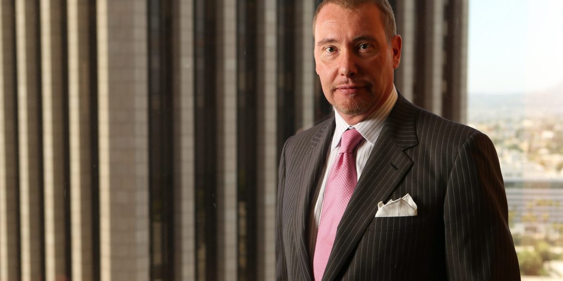 新債王改看漲BTC！掌握3.9兆資產，黃金多頭岡拉克：比特幣可能是下個「刺激資產」