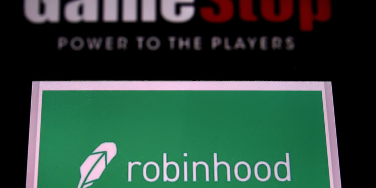 Robinhood默默重啟「加密貨幣即時存款」；散戶怒火未平「IPO計畫」恐延期