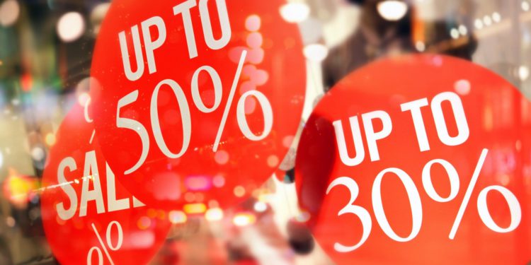 灰度｜比特幣溢價首次變「負數」！買GBTC比現貨便宜，黃金大多頭: 下跌訊號