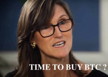 比特幣暴跌23% | Ark女股神: 健康回調，該逢低買入；25億鎂「BTC選擇權」將到期