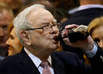 觀點｜312黑天鵝一週年，比特幣在「股神巴菲特」心中依舊是老鼠藥？