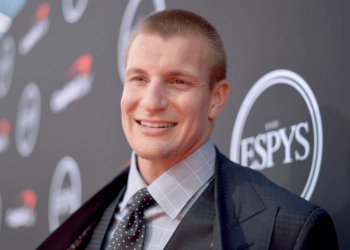 NFL球星瘋NFT／Gronk超級盃卡牌狂掃160萬鎂；MVP”馬霍姆斯博物館”將開賣