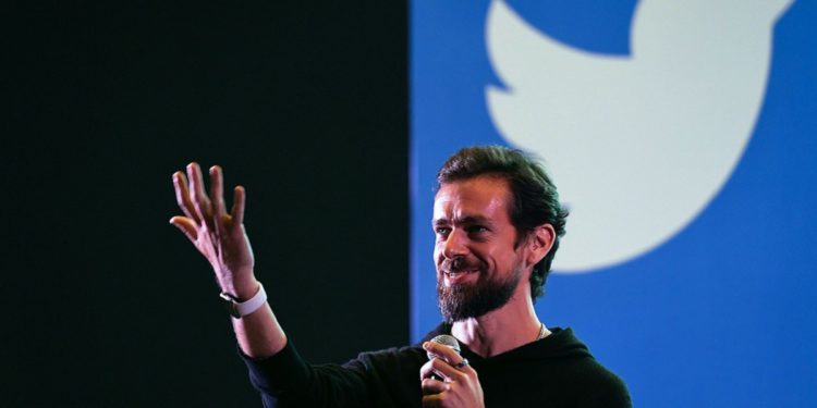 chajlh8 | 動區動趨-最具影響力的區塊鏈新聞媒體 Twiter執行長「第一則推特NFT」喊到七千萬!傑克多西:將換成比特幣捐到非洲