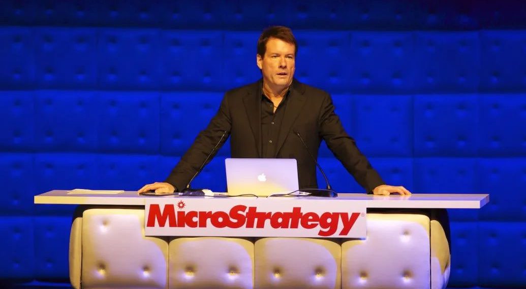 inside-microstrategy-the-biggest-company-btc-whale-cover | 動區動趨-最具影響力的區塊鏈新聞媒體 人物故事 | 美股上市公司 MicroStrategy CEO 爭議並存,微策略「無限加碼比特幣」意欲何為?