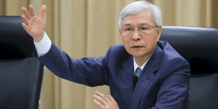 「台灣央行不會買比特幣」楊金龍：屬投機性商品，CBDC仍在試驗、尚難取代現金