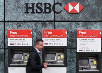 傳統機構大反攻？匯豐銀行開槍，客戶禁買「持倉9.1萬BTC」的 Microstrategy 股票