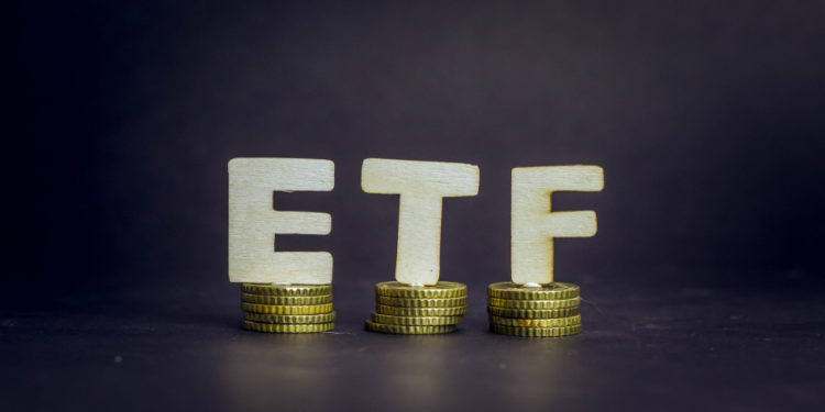2021 年必追趨勢：比特幣 ETF 加速進攻傳統世界，監管恐成最大「灰犀牛」？